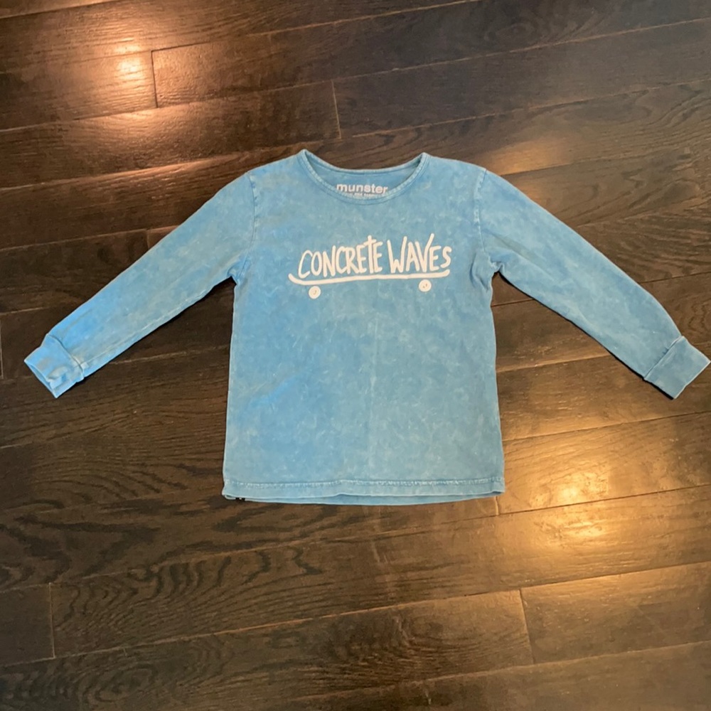 Boys long sleeve Munster tee